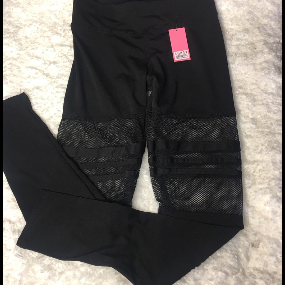 Black leggings